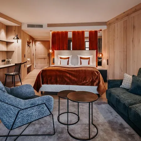 Отель Der Eisvogel - Wellness- & Genusshotel 4*