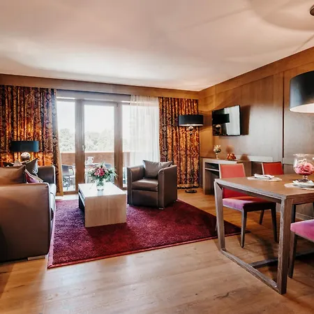 Der Eisvogel - Wellness- & Genusshotel 巴特乔京