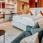 Der Eisvogel - Wellness- & Genusshotel Otel Bad Gögging