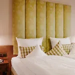 Der Eisvogel - Wellness- & Genusshotel 4* バート・ゲーグギング