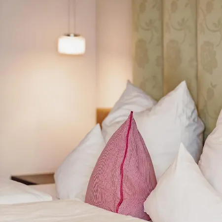 Hotell Der Eisvogel - Wellness- & Genusshotel 4*