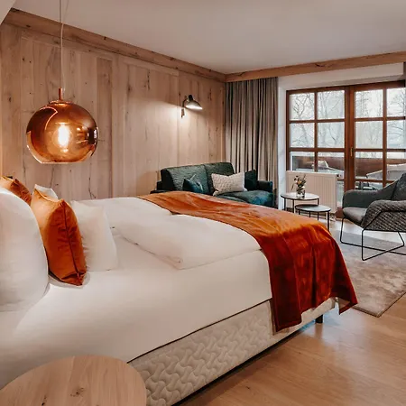 Der Eisvogel - Wellness- & Genusshotel باد غوغنغ