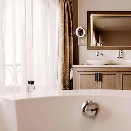 Szálloda Der Eisvogel - Wellness- & Genusshotel